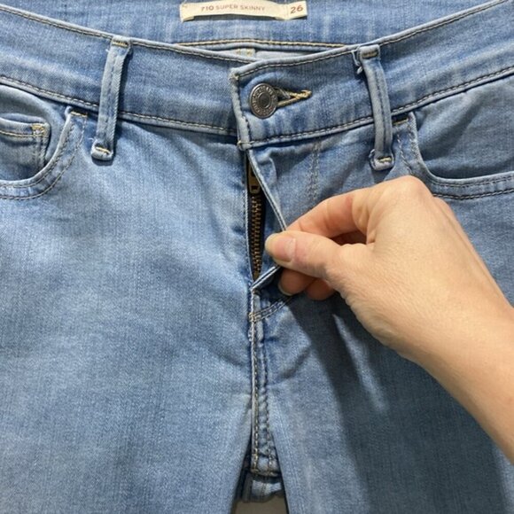 Levi's 710 super skinny light blue jeans Size 26 - Picture 6 of 14